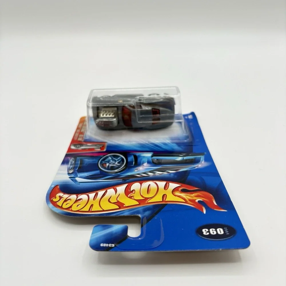 2004 First Editions Cool-One, Crooze Batmobile, Tooned 1963 Corvette Hot Wheels